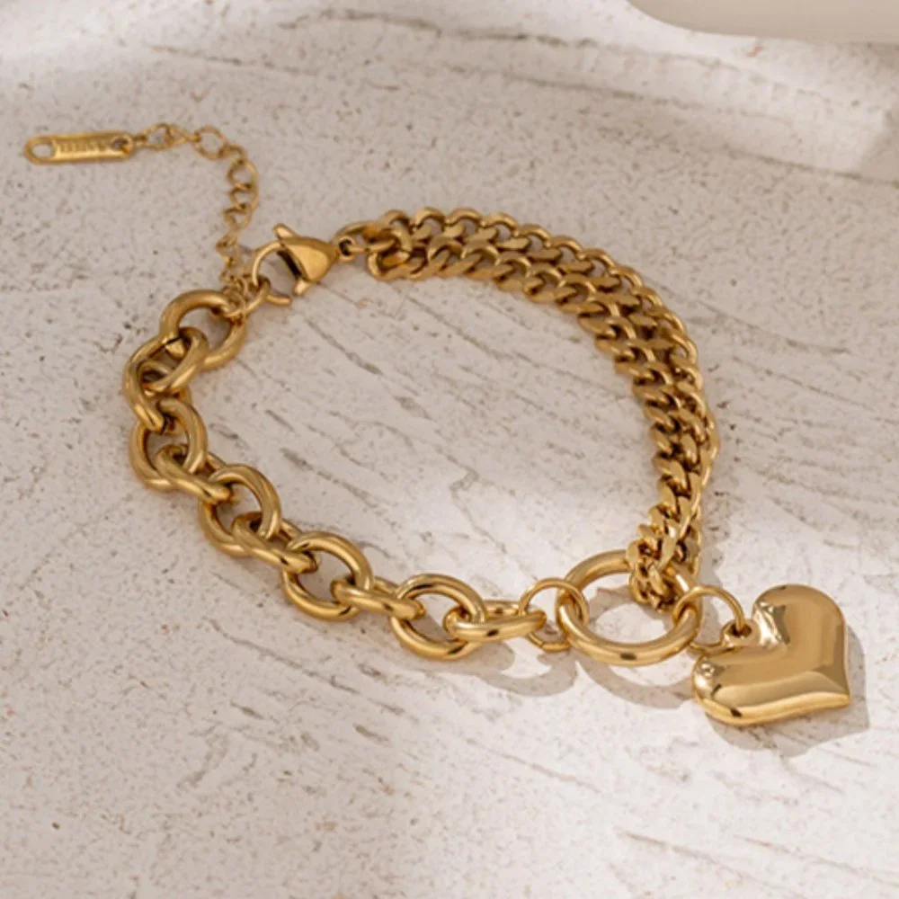 ^NEW 18K Gold Plated Chunky Link Chain Heart Circle Bracelet - Picture 1 of 7